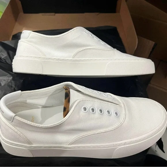 ✨Authentic YSL Venice low top sneakers ✨ - Picture 3 of 5